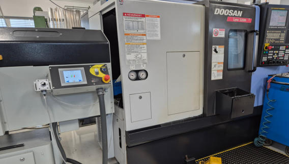 CNC rezkanje in struženje